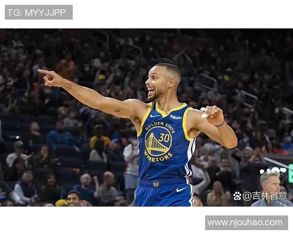 库里复出领军取得胜利,勇士继续领跑西部积分榜 库里复出领军取得胜利,勇士继续领跑西部积分榜